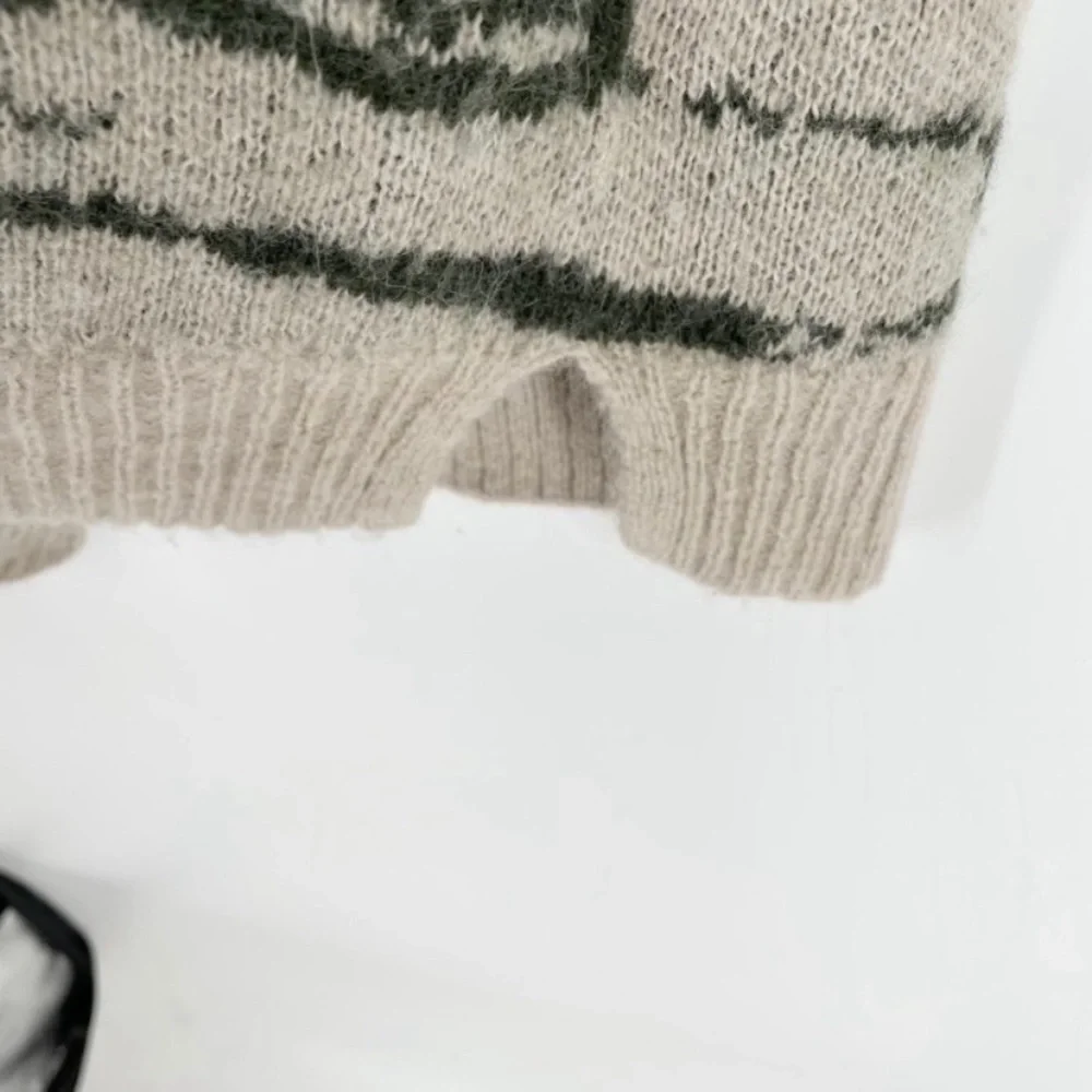 Madewell Thornton Animal Print Mockneck Sweater - Picture 8 of 10